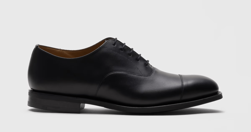 what are shoes made out of: Leather | Tristar Sourcing